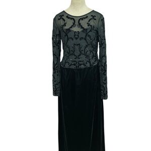 Elegant Black Embellished Evening Dress
